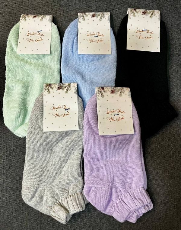 Зимові шкарпетки "NiceSocks" кольоровий мікс, тонка об'ємна гумка (короткі, махра, р. 36-40) Зимові шкарпетки "NiceSocks" кольоровий мікс, тонка об'ємна гумка (короткі, махра, р. 36-40)