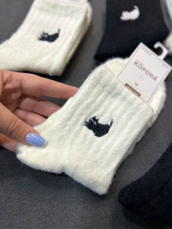 Зимові шкарпетки альпака "Корона" |• Вишитий котик  • Розмір: 37-41 Зимові шкарпетки альпака "Корона" |• Вишитий котик  • Розмір: 37-41