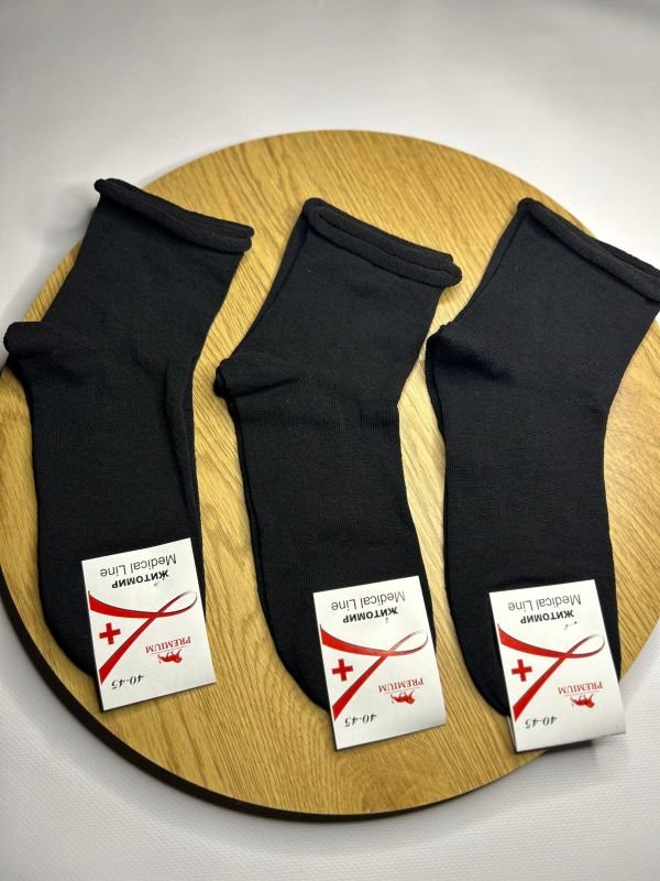 Медичні демісезонні шкарпетки "Преміум /Medical Line" | • Чоловічі чорні • "Без резинки" | Розмір: 41-45
